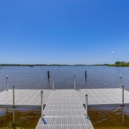 Waterfront Cedar Key Duplex Home Grill And Dock! ภายนอก รูปภาพ