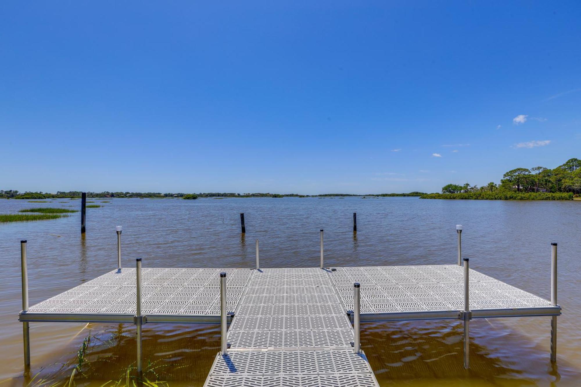 Waterfront Cedar Key Duplex Home Grill And Dock! ภายนอก รูปภาพ