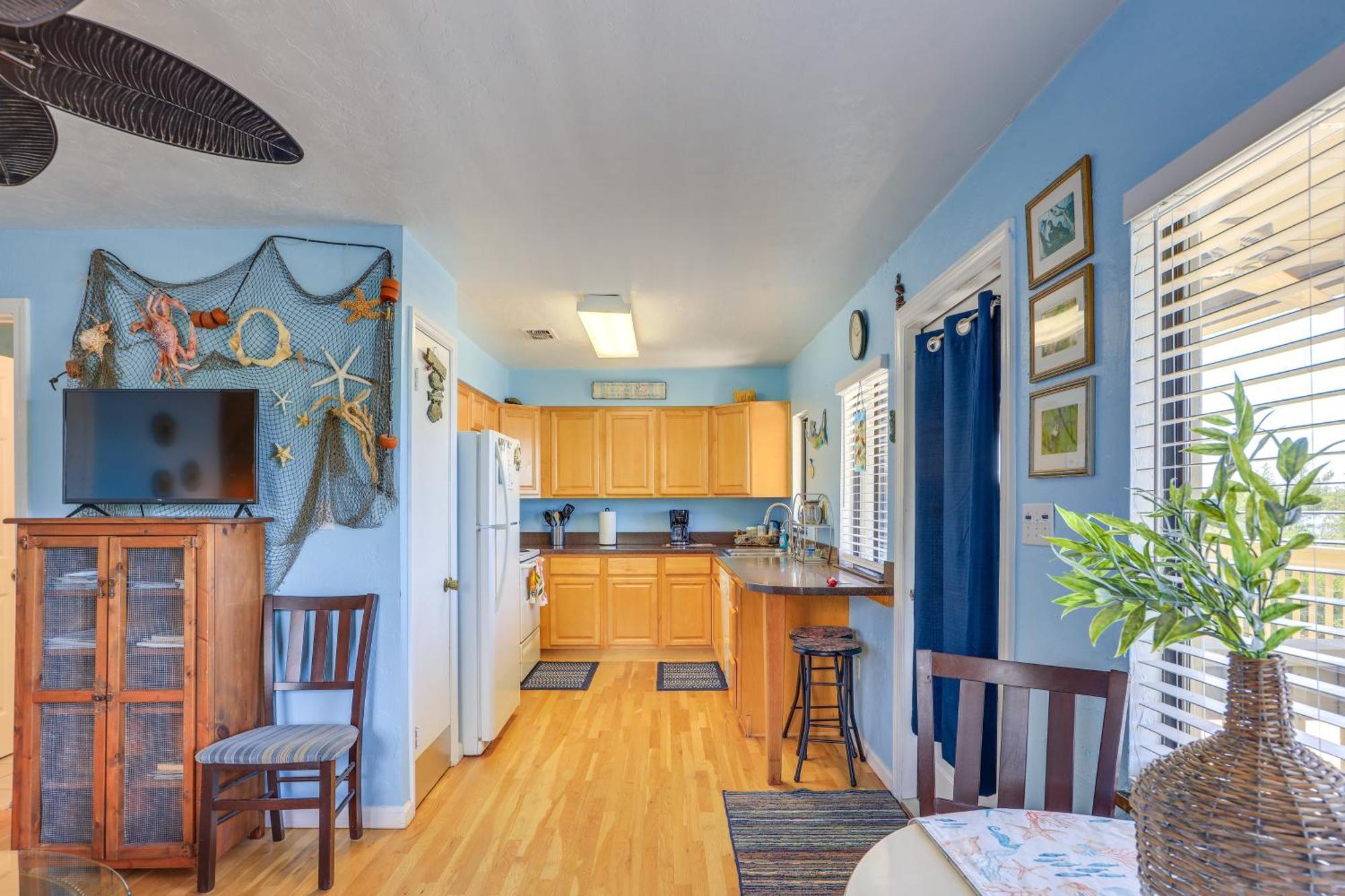 Waterfront Cedar Key Duplex Home Grill And Dock! ภายนอก รูปภาพ
