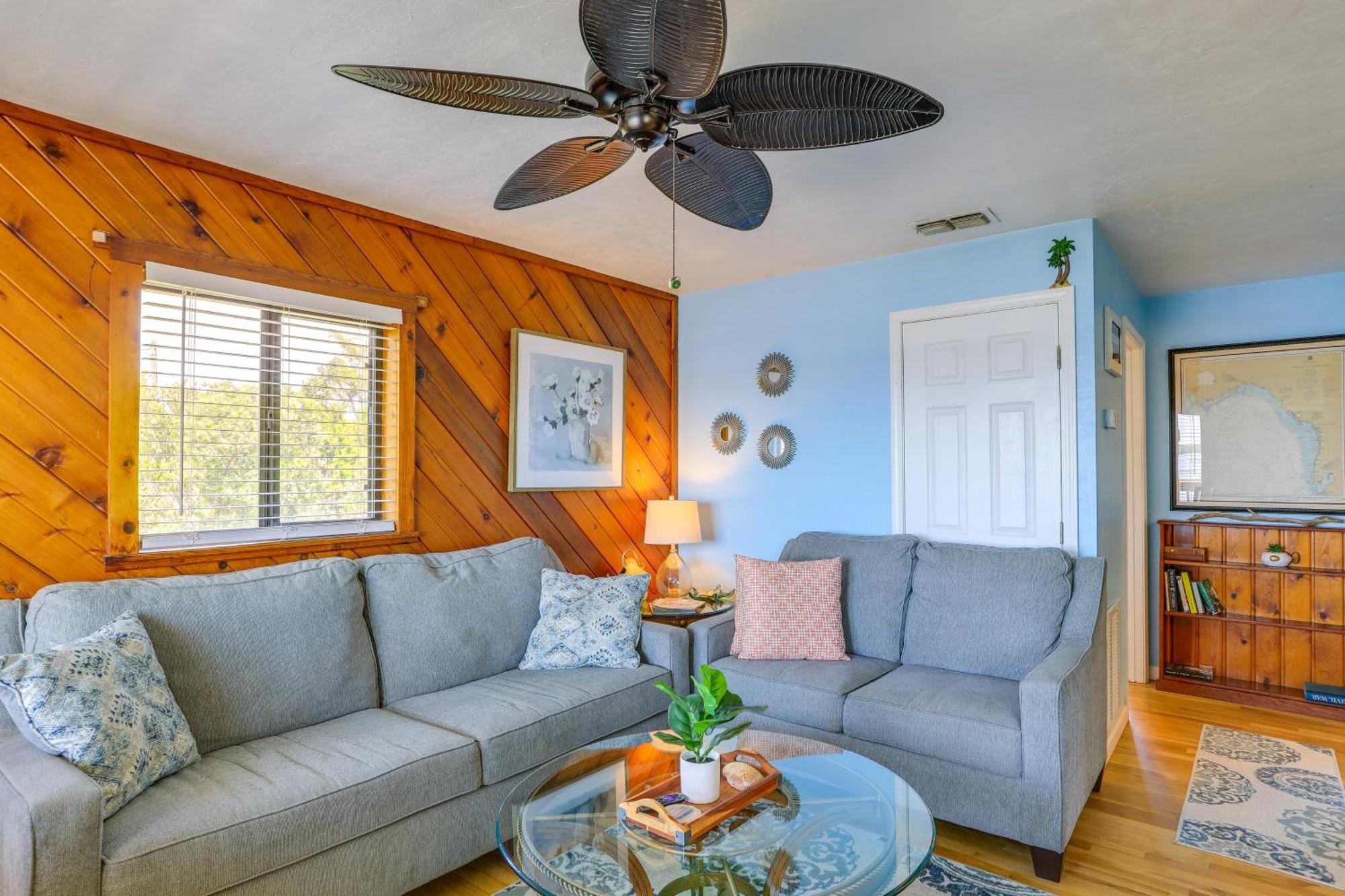 Waterfront Cedar Key Duplex Home Grill And Dock! ภายนอก รูปภาพ