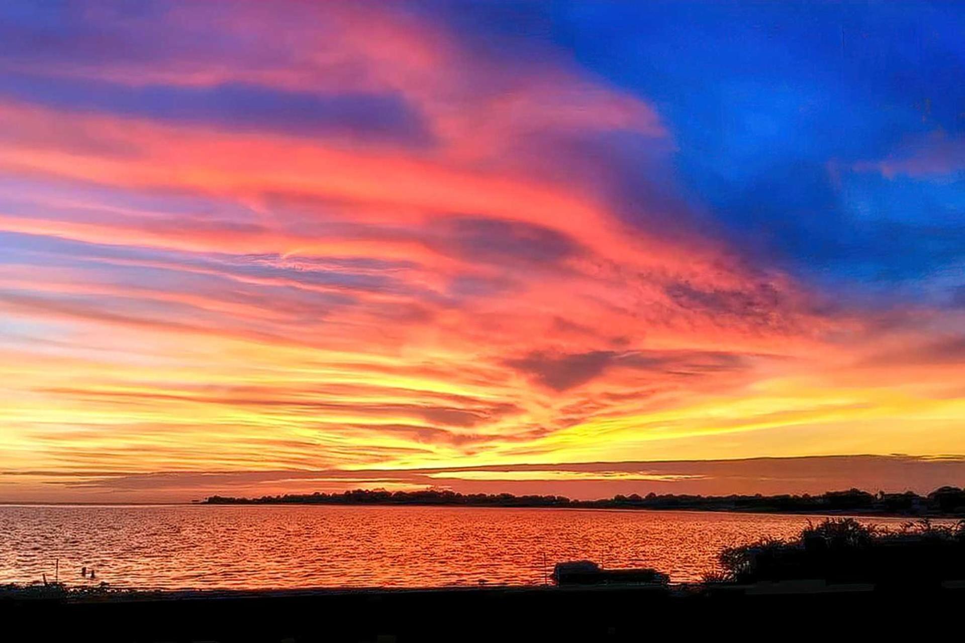 Waterfront Cedar Key Duplex Home Grill And Dock! ภายนอก รูปภาพ